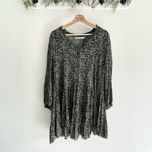 Zara Green Claris Printed V-Neck Long Sleeve Dress Size L